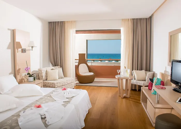 Курортний комплекс Astir Odysseus And