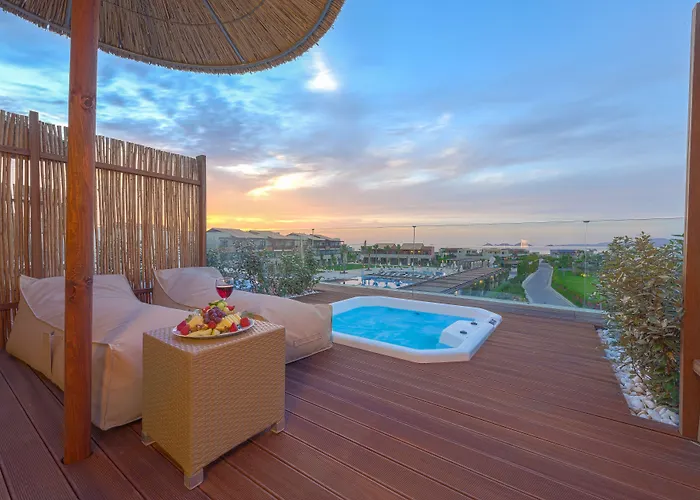 Astir Odysseus And Курортний комплекс 5*