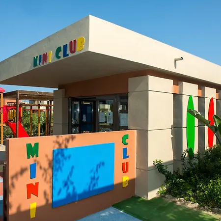 אתר נופש Astir Odysseus And 5*