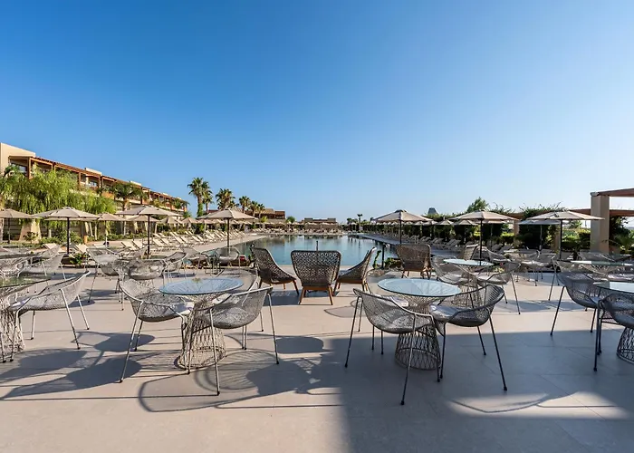 Astir Odysseus And העיירה קוס