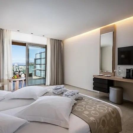 Astir Odysseus And Semesteranläggning (resort) 5*